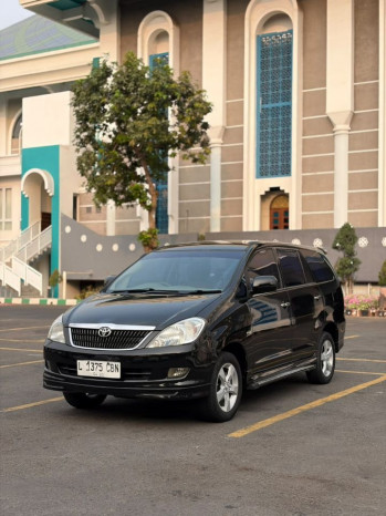 Toyota Innova 2.0L G Bensin Manual 2010