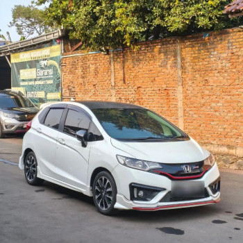 Honda Jazz 1.5L RS Automatic 2017