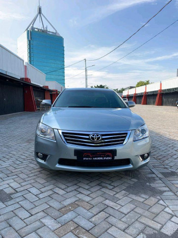 Toyota Camry 2.5L V Automatic 2011