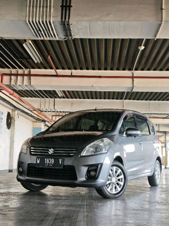 Suzuki Ertiga 1.5L GL Manual 2015