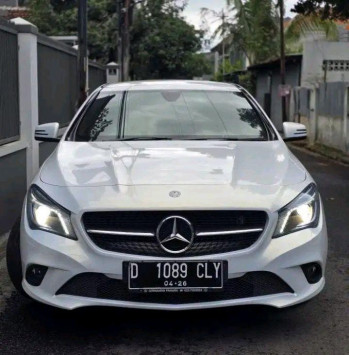Mercedes-Benz CLA-Class CLA200 Automatic 2015