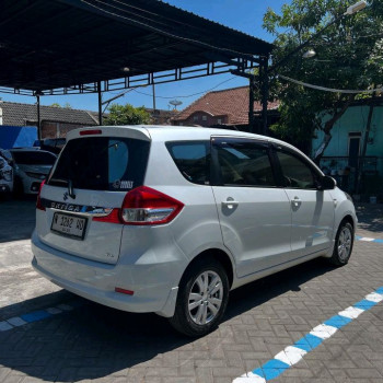 Suzuki Ertiga 1.5L GL Manual 2018