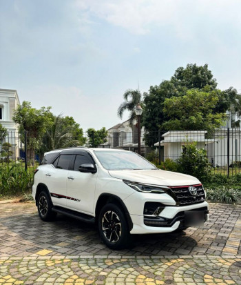 Toyota Fortuner 2.4L VRZ TRD Diesel Automatic 2021