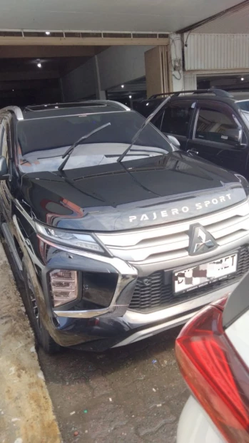 Pajero Sport Dakar 4x2 AT 2023