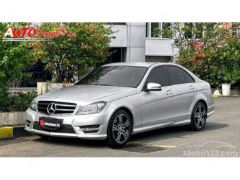 Mercedes-Benz C-Class C200 Automatic 2014