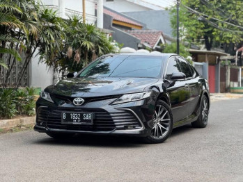 Toyota Camry 2.5L V Automatic 2022