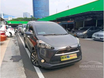 Toyota Sienta 1.5L V Automatic 2017