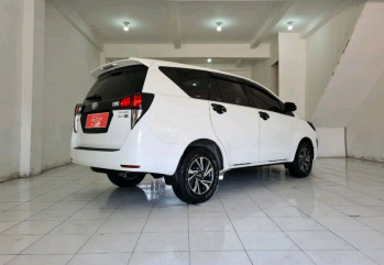 Toyota Innova 2.4L V Diesel Automatic 2021