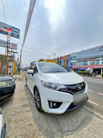 Honda Jazz 1.5L RS Automatic 2015