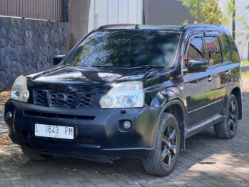 Nissan X-Trail 2.5L ST Automatic 2010