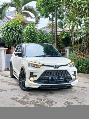 Toyota Raize 1.0L GR TSS TT Automatic 2021