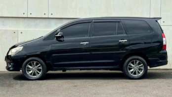 Toyota Innova 2.5L G Diesel Automatic 2009