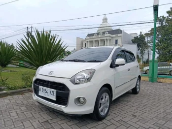 Daihatsu Ayla 1.0L X Automatic 2014