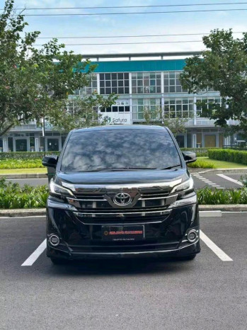 Toyota Vellfire 2.5L G Automatic 2015