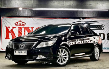 Toyota Camry 2.5L V Automatic 2014