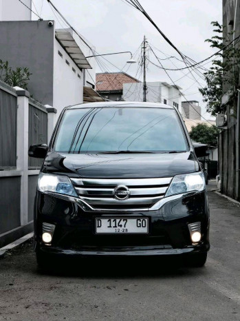 Nissan Serena 2.0L HWS Automatic 2013