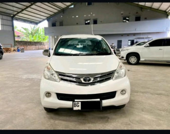 Toyota Avanza 1.3L E Manual 2013