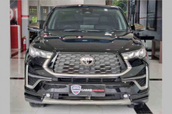 Toyota Innova 2.0L Q HV Modellista Zenix Automatic 2023