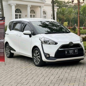 Toyota Sienta 1.5L V Automatic 2016
