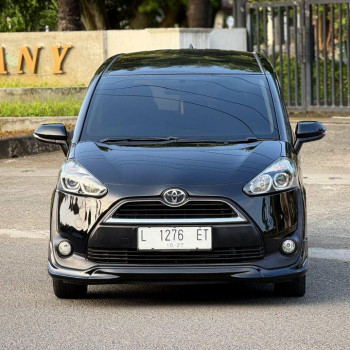 Toyota Sienta 1.5L V Automatic 2017