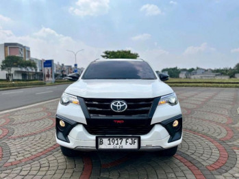Toyota Fortuner 2.4L VRZ TRD Diesel Automatic 2018