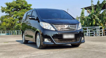 Toyota Alphard 2.4L G Automatic 2013