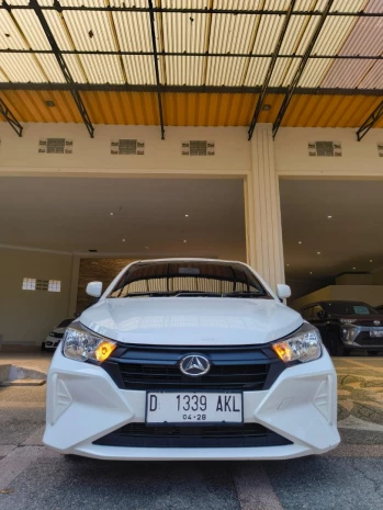 DAIHATSU AYLA 1.0 M MT 2023