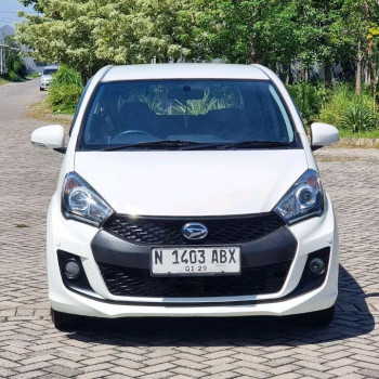 Daihatsu Sirion 1.3L Manual 2013