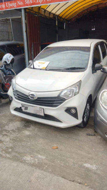 Daihatsu Sigra 1.0L D Manual 2023