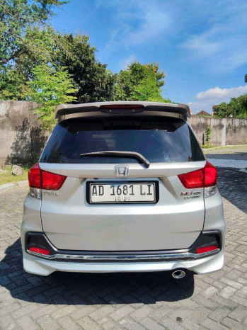 Honda Mobilio 1.5L RS Automatic 2015