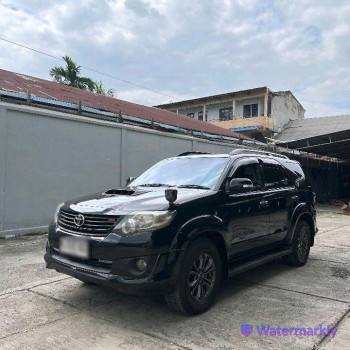 Toyota Fortuner 2.5L G VNT TRD Diesel Automatic 2014