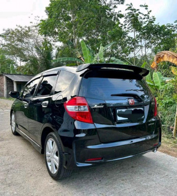 Honda Jazz 1.5L RS Automatic 2011