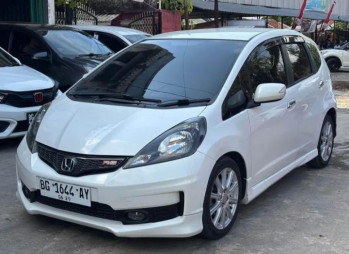 Honda Jazz 1.5L RS Automatic 2014