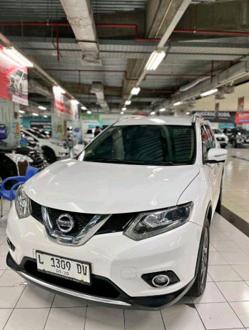 Nissan X-Trail 2.5L Automatic 2015