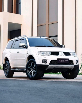 Mitsubishi Pajero Sport 2.4L Dakar 4x2 Automatic 2012