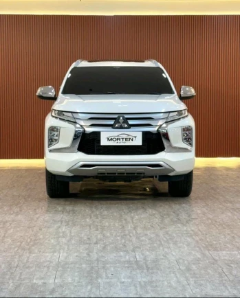Mitsubishi Pajero Sport 2.4L Dakar 4x2 Automatic 2021