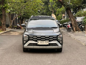 Hyundai Stargazer 1.5L Prime AT Capt. Seat Automatic 2023