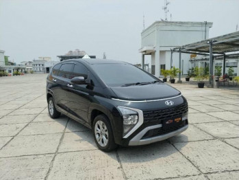 Hyundai Stargazer 1.5L Trend AT Capt. Seat Automatic 2024
