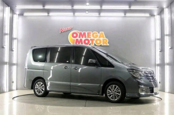 Nissan Serena 2.0L HWS Automatic 2017