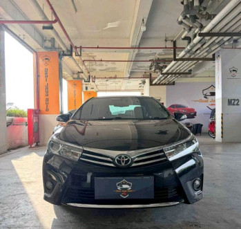Toyota Corolla Altis 2.0L V Automatic 2014
