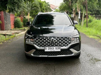Hyundai Santa Fe 2.2L Diesel Automatic 2022