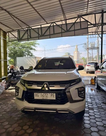 Mitsubishi Pajero Sport 2.4L Dakar 4x2 Automatic 2024