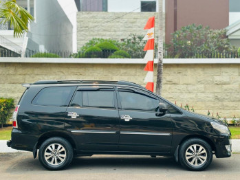 Toyota Innova 2.0L G Bensin Manual 2012