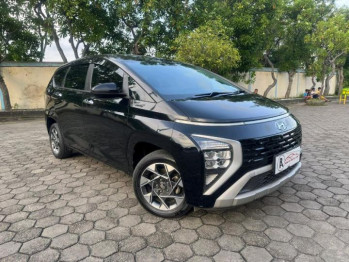 Hyundai Stargazer 1.5L Prime AT Capt. Seat Automatic 2023