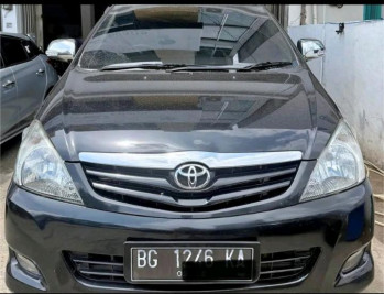 Toyota Innova 2.5L G Diesel Manual 2011