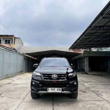 Toyota Fortuner 2.4L VRZ TRD Diesel Automatic 2017