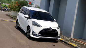 Toyota Sienta 1.5L Q Automatic 2017