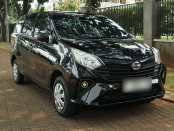 Daihatsu Sigra 1.0L D Manual 2024