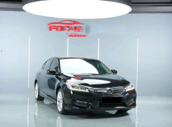 Honda Accord 2.4L i-VTEC Automatic 2016
