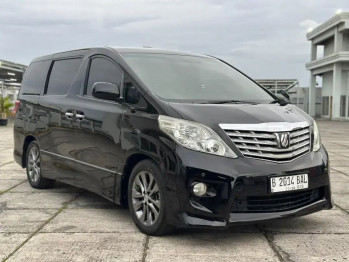 Toyota Alphard 2.4L S Automatic 2011